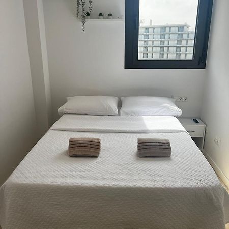 Confortable Habitacion Doble - 2 Sant Adria de Besos Ngoại thất bức ảnh