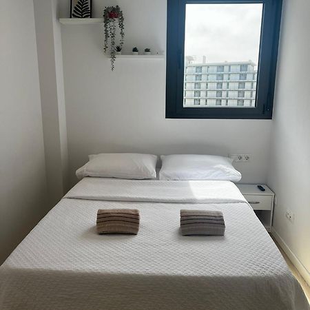 Confortable Habitacion Doble - 2 Sant Adria de Besos Ngoại thất bức ảnh